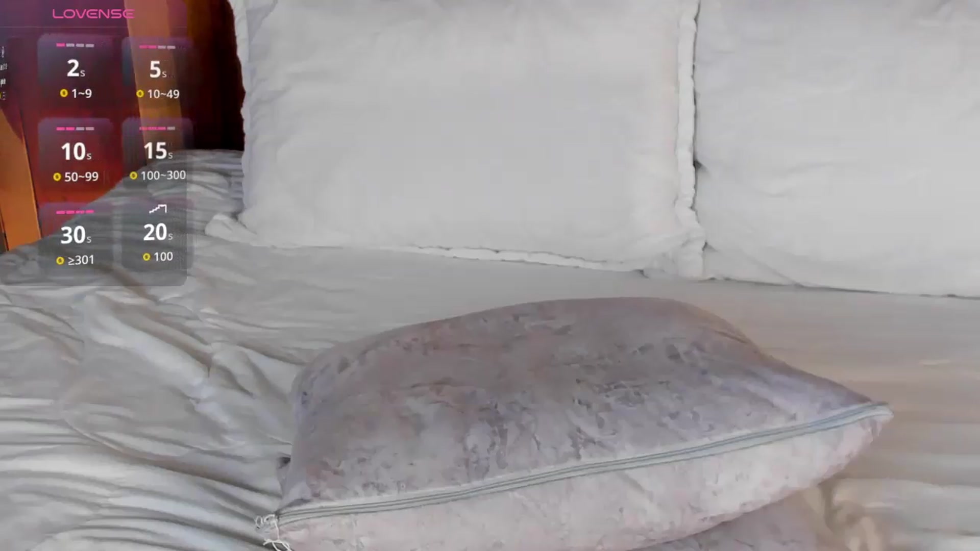 Gallery image thumbnail from CarolinaJoness's myfreecams stream on, 07/28/2026, 14:02 image 7 of 20