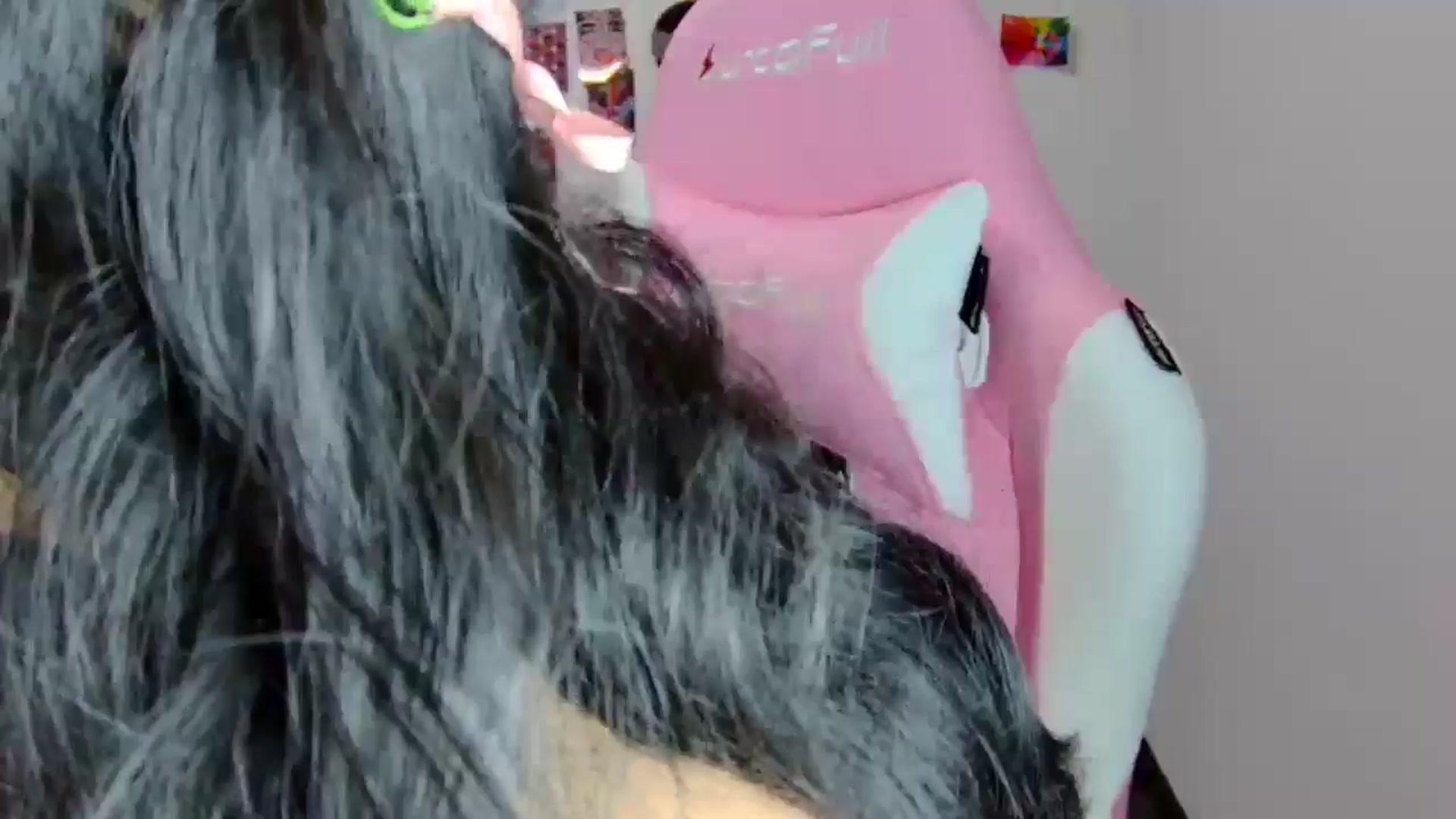 Gallery image thumbnail from CarolineJames's myfreecams stream on, 04/10/2025, 24:54 image 1 of 20