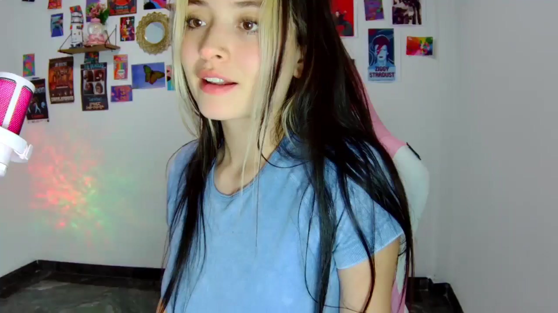 Gallery image thumbnail from CarolineJames's myfreecams stream on, 07/09/2025, 02:19 image 1 of 20