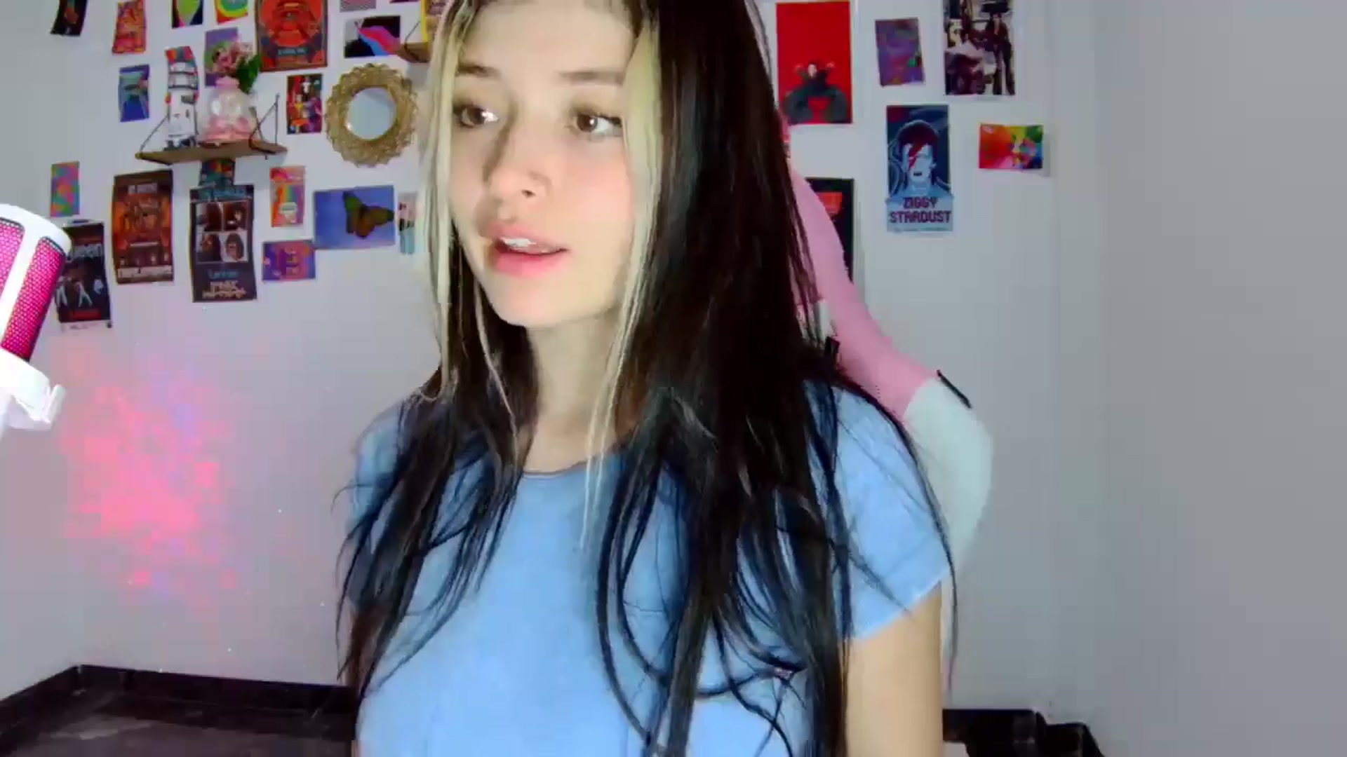 Gallery image thumbnail from CarolineJames's myfreecams stream on, 07/09/2025, 02:19 image 4 of 20