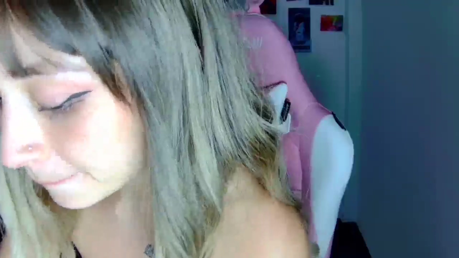 Gallery image thumbnail from CarolineJames's myfreecams stream on, 08/09/2025, 22:47 image 5 of 20