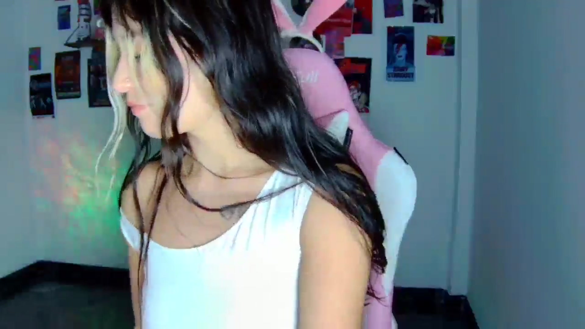 Gallery image thumbnail from CarolineJames's myfreecams stream on, 09/10/2025, 18:57 image 5 of 20