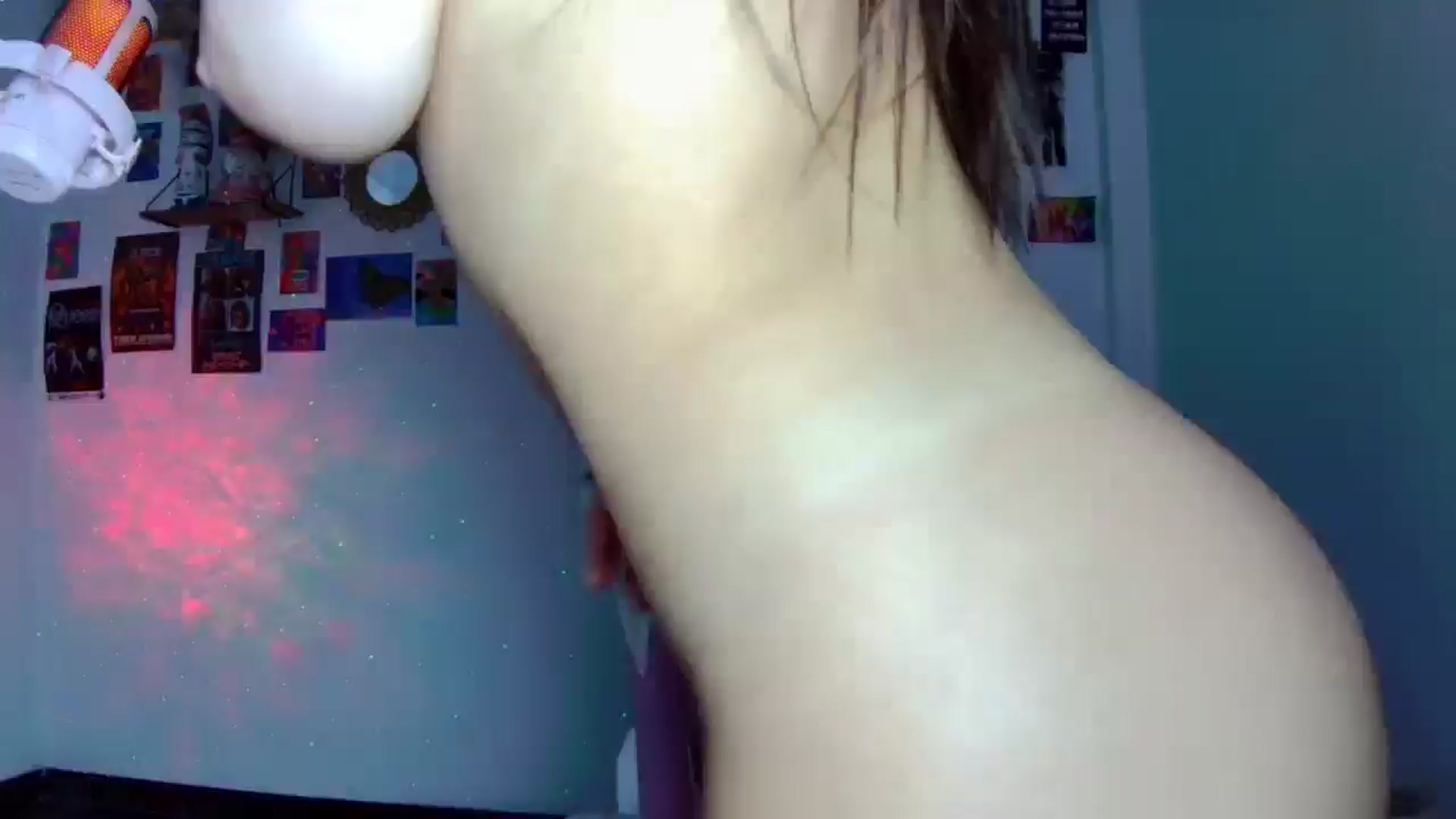 Gallery image thumbnail from CarolineJames's myfreecams stream on, 09/23/2025, 04:18 image 1 of 20