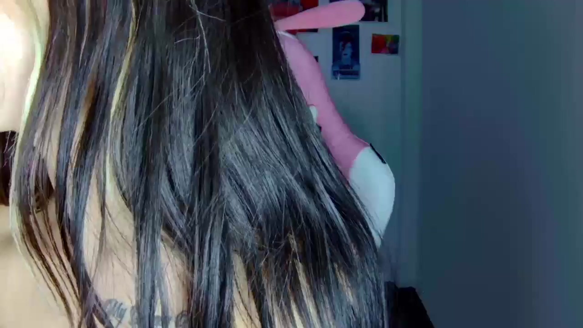 Gallery image thumbnail from CarolineJames's myfreecams stream on, 09/24/2025, 05:03 image 3 of 20