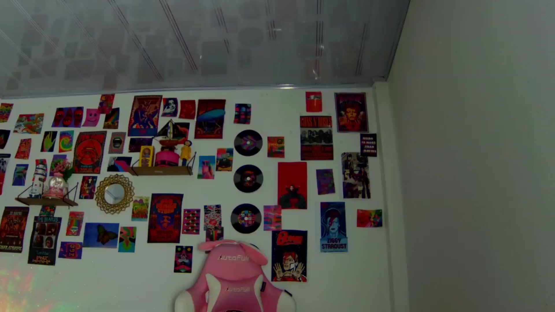 Gallery image thumbnail from CarolineJames's myfreecams stream on, 10/11/2025, 24:52 image 15 of 20