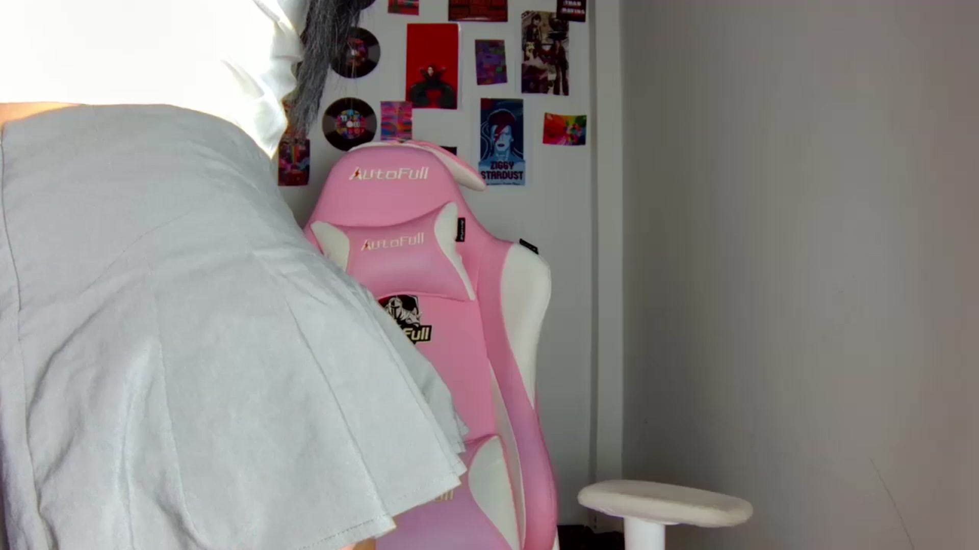 Gallery image thumbnail from CarolineJames's myfreecams stream on, 10/24/2025, 24:50 image 16 of 20
