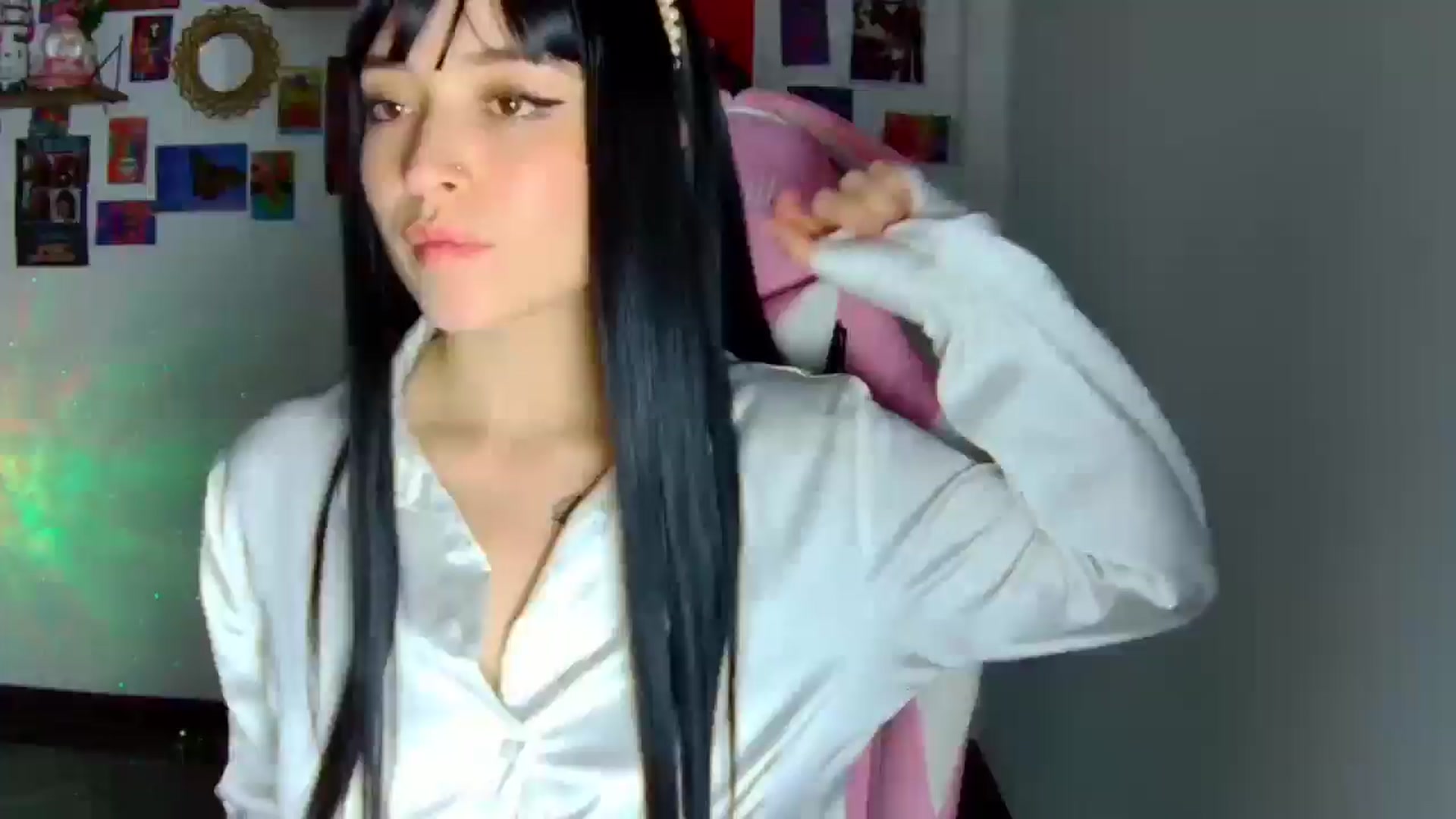 Gallery image thumbnail from CarolineJames's myfreecams stream on, 10/24/2025, 24:50 image 1 of 20