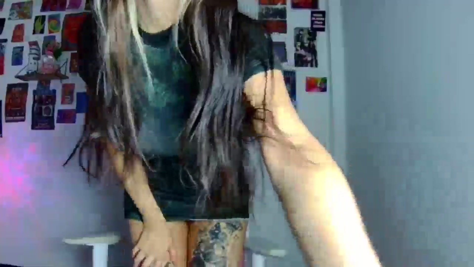 Gallery image thumbnail from CarolineJames's myfreecams stream on, 10/31/2025, 02:11 image 11 of 20