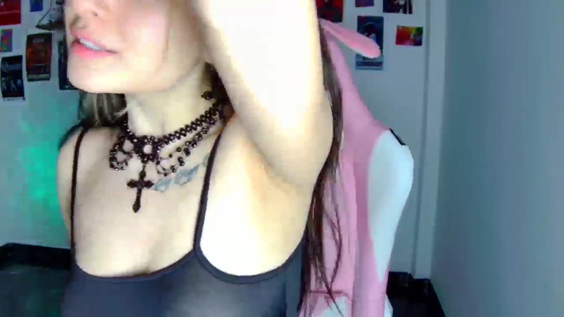 Gallery image thumbnail from CarolineJames's myfreecams stream on, 01/08/2026, 23:23 image 6 of 20