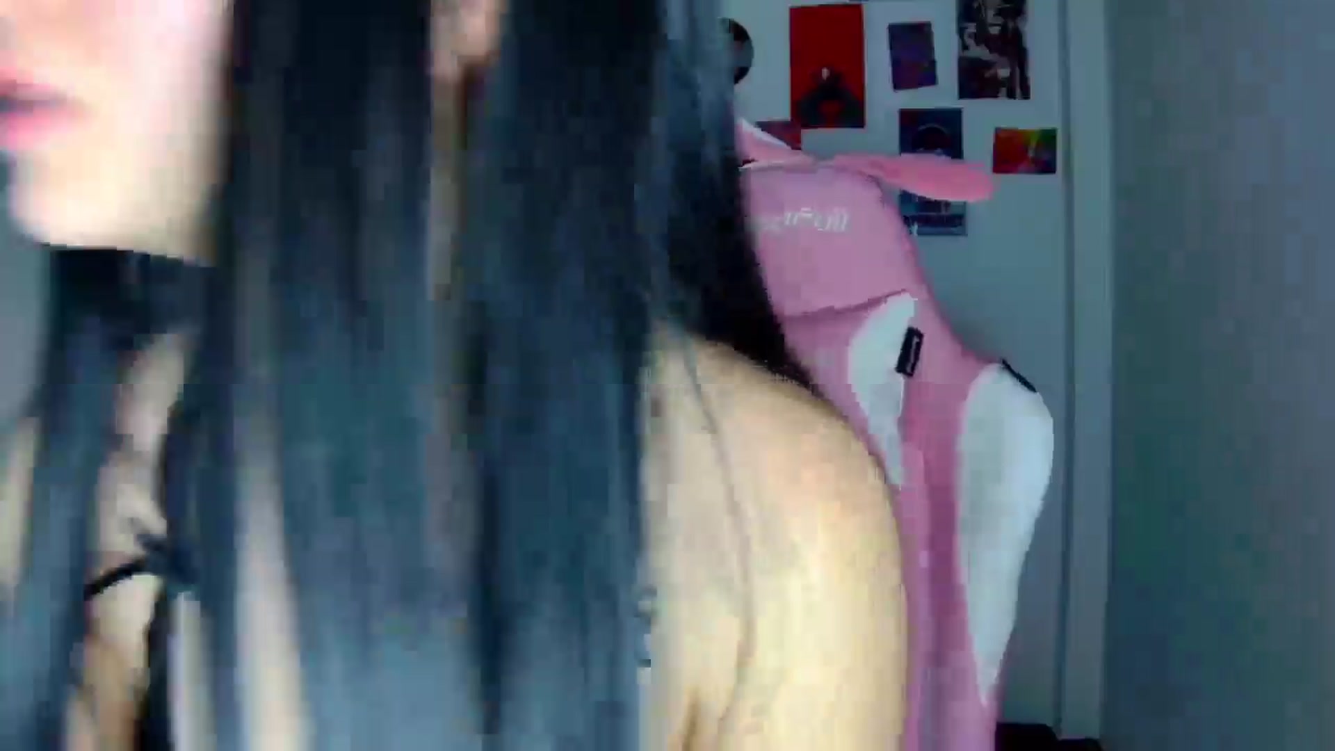 Gallery image thumbnail from CarolineJames's myfreecams stream on, 01/15/2026, 24:59 image 4 of 20