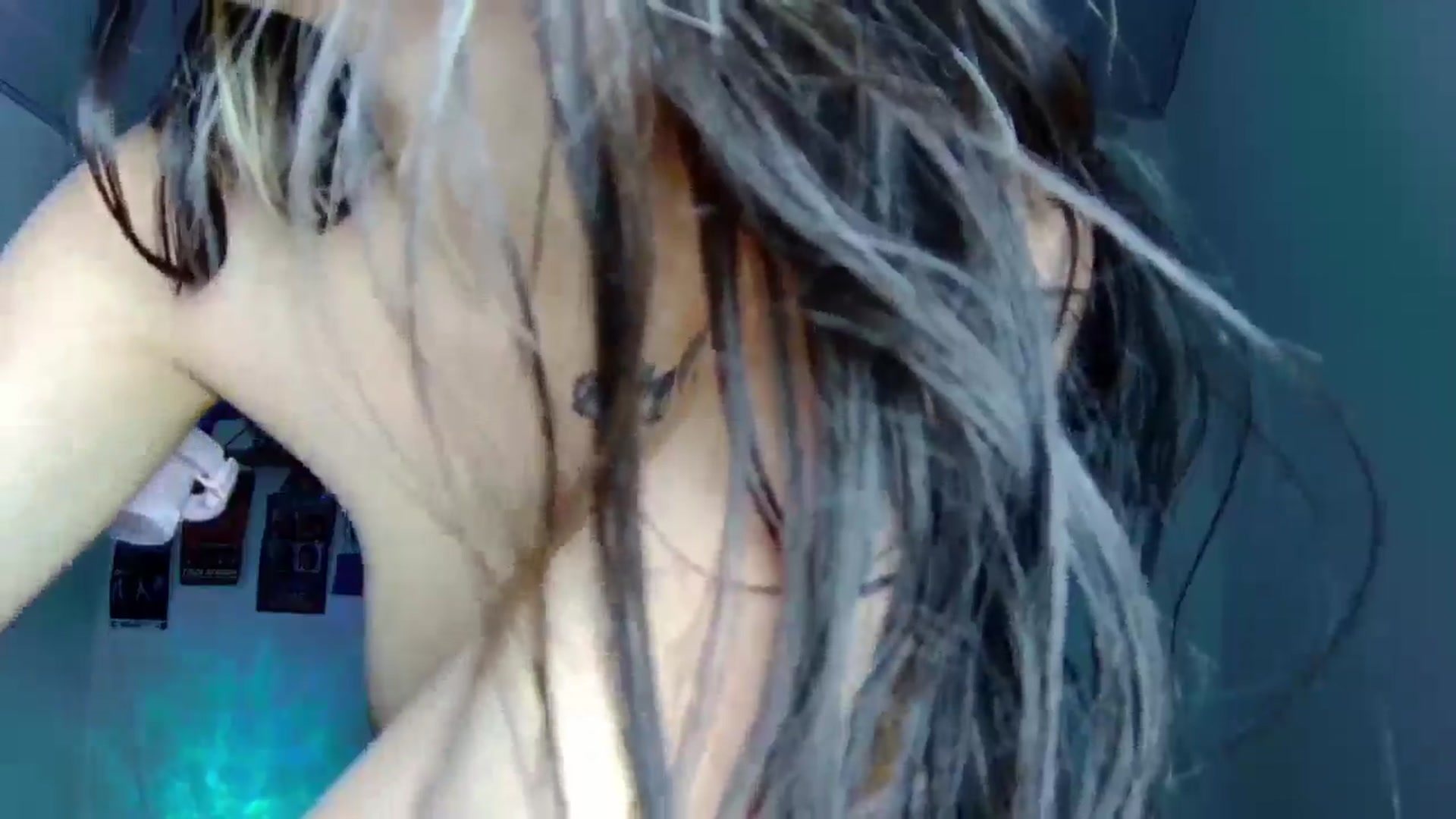 Gallery image thumbnail from CarolineJames's myfreecams stream on, 01/21/2026, 03:53 image 8 of 20