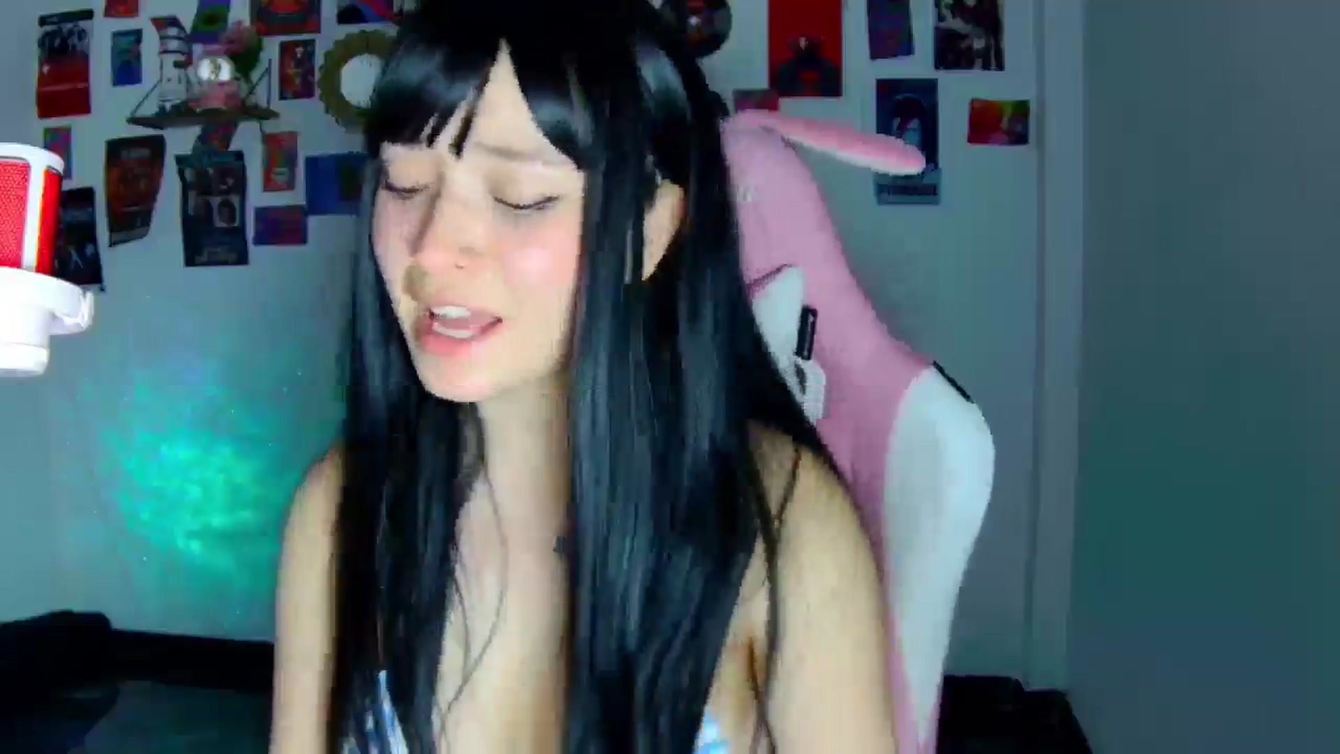 Gallery image thumbnail from CarolineJames's myfreecams stream on, 01/31/2026, 01:04 image 8 of 20
