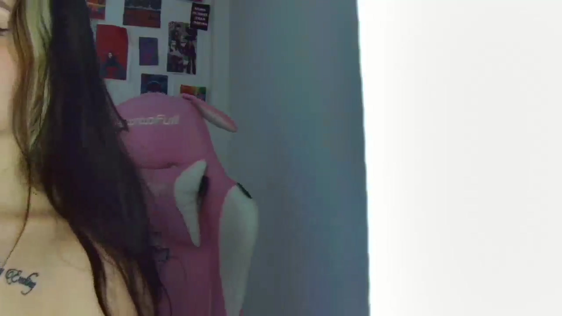 Gallery image thumbnail from CarolineJames's myfreecams stream on, 03/12/2026, 06:07 image 2 of 20