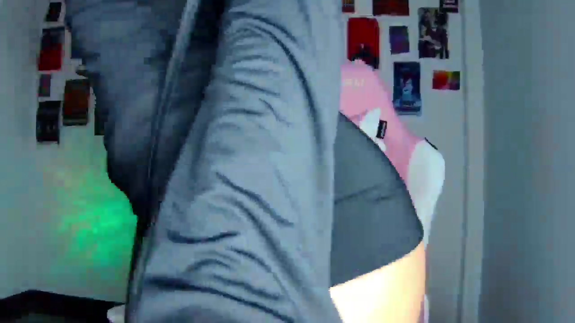Gallery image thumbnail from CarolineJames's myfreecams stream on, 04/11/2026, 06:41 image 7 of 20