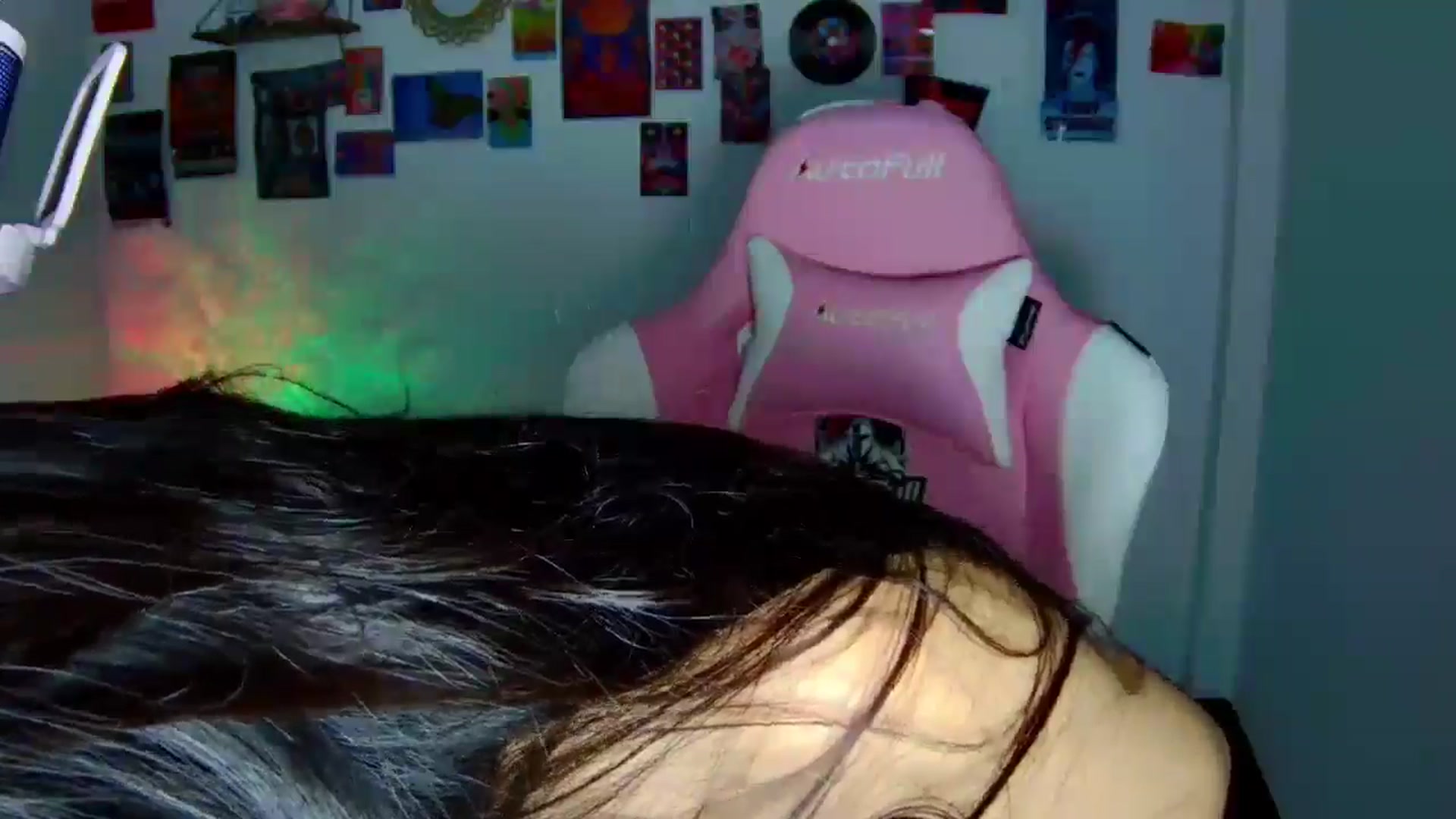 Gallery image thumbnail from CarolineJames's myfreecams stream on, 04/15/2026, 06:16 image 10 of 20