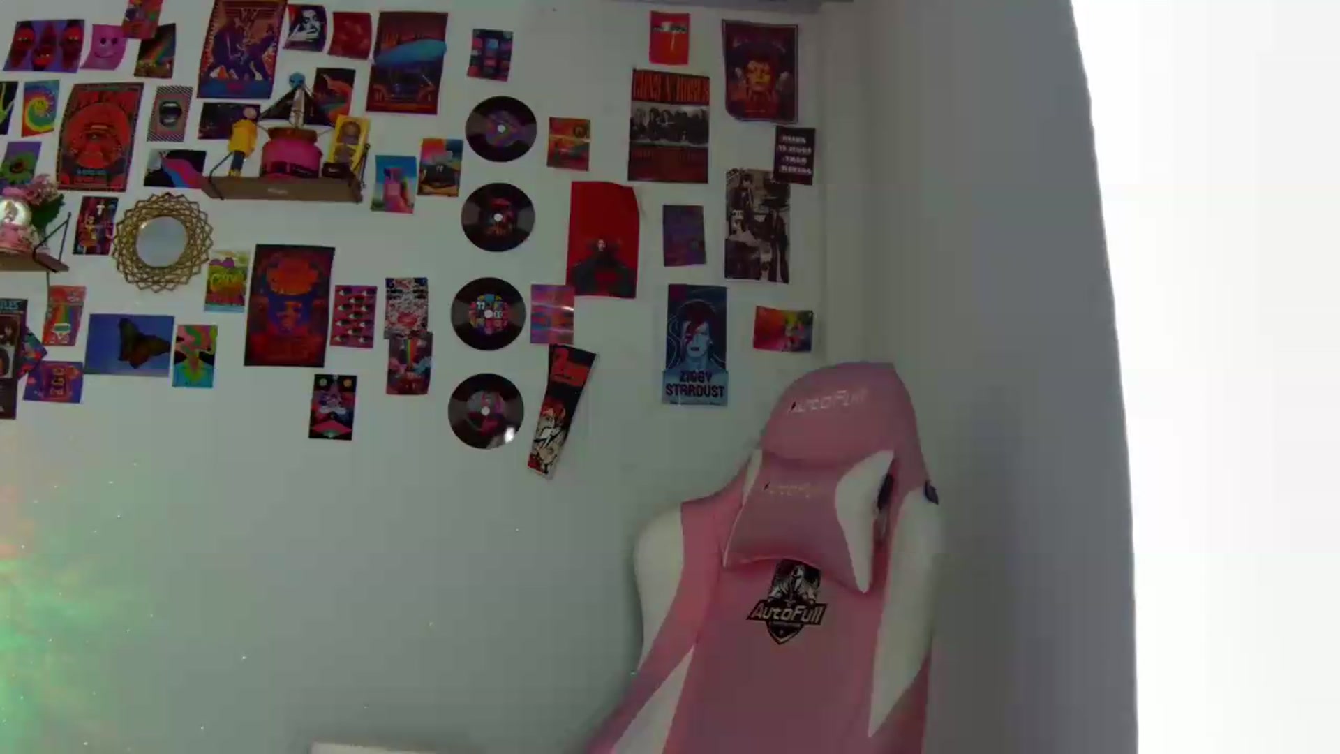 Gallery image thumbnail from CarolineJames's myfreecams stream on, 05/08/2026, 01:18 image 20 of 20