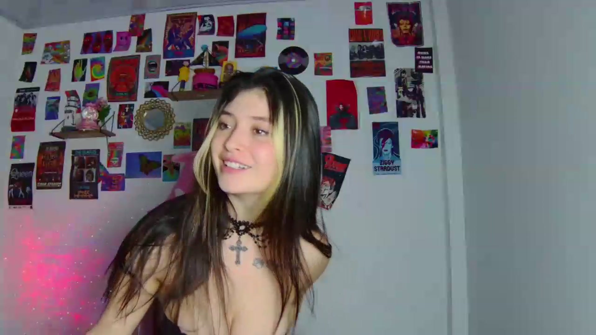 Gallery image thumbnail from CarolineJames's myfreecams stream on, 07/04/2026, 05:47 image 5 of 20