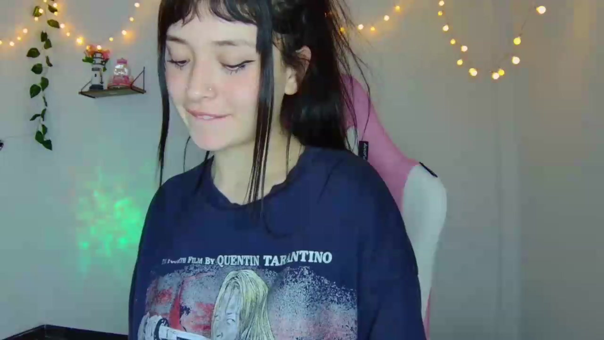 Gallery image thumbnail from CarolineJames's myfreecams stream on, 08/16/2026, 05:30 image 6 of 20