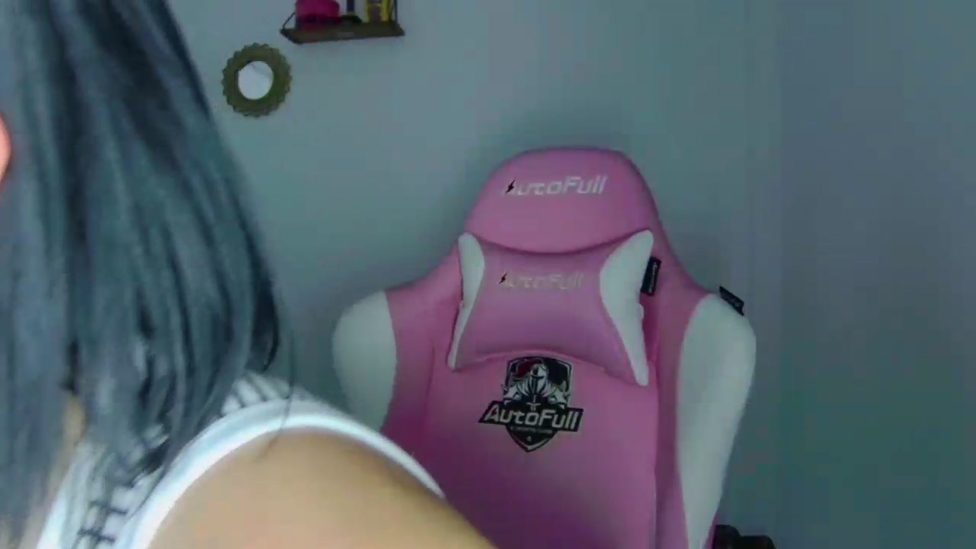 Gallery image thumbnail from CarolineJames's myfreecams stream on, 09/03/2026, 05:43 image 14 of 20