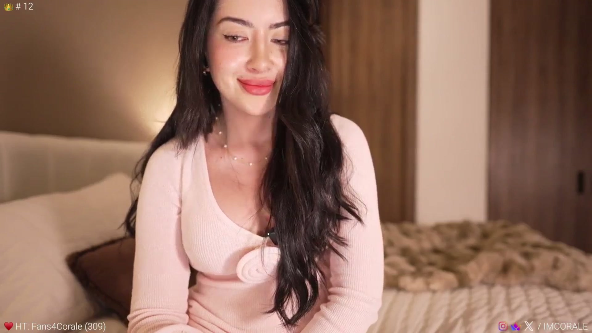 Gallery image thumbnail from Caroline_'s myfreecams stream on, 03/14/2026, 05:05 image 8 of 20