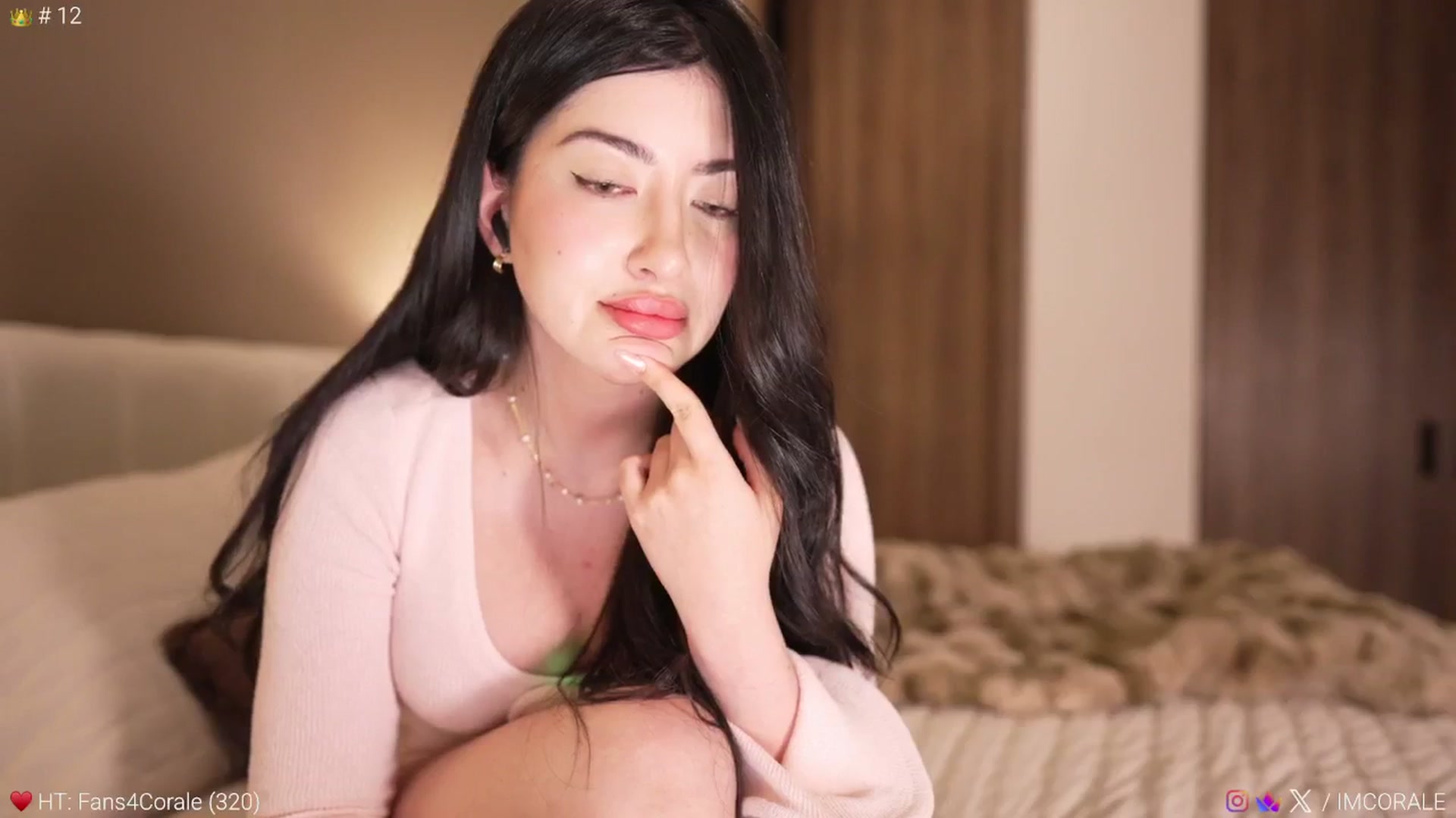Gallery image thumbnail from Caroline_'s myfreecams stream on, 03/14/2026, 05:05 image 10 of 20