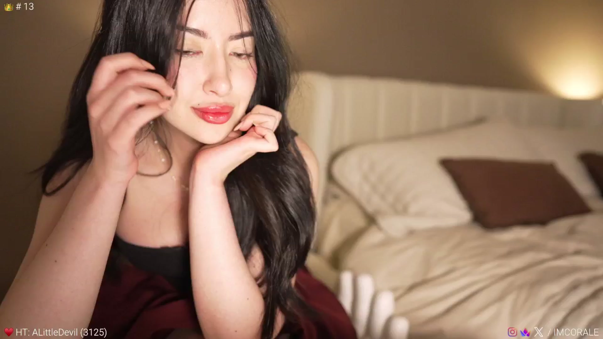 Gallery image thumbnail from Caroline_'s myfreecams stream on, 03/15/2026, 03:33 image 5 of 20