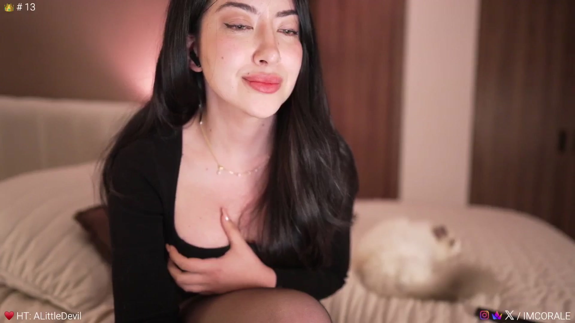 Gallery image thumbnail from Caroline_'s myfreecams stream on, 03/21/2026, 06:44 image 15 of 20