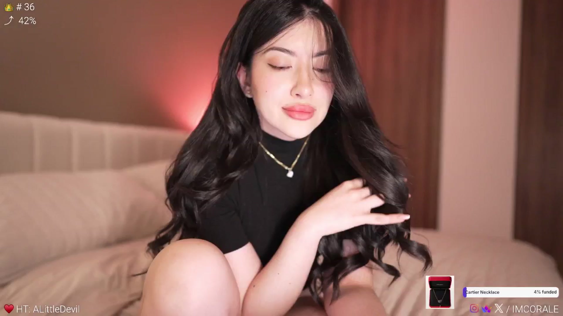 Gallery image thumbnail from Caroline_'s myfreecams stream on, 04/19/2026, 05:12 image 12 of 20