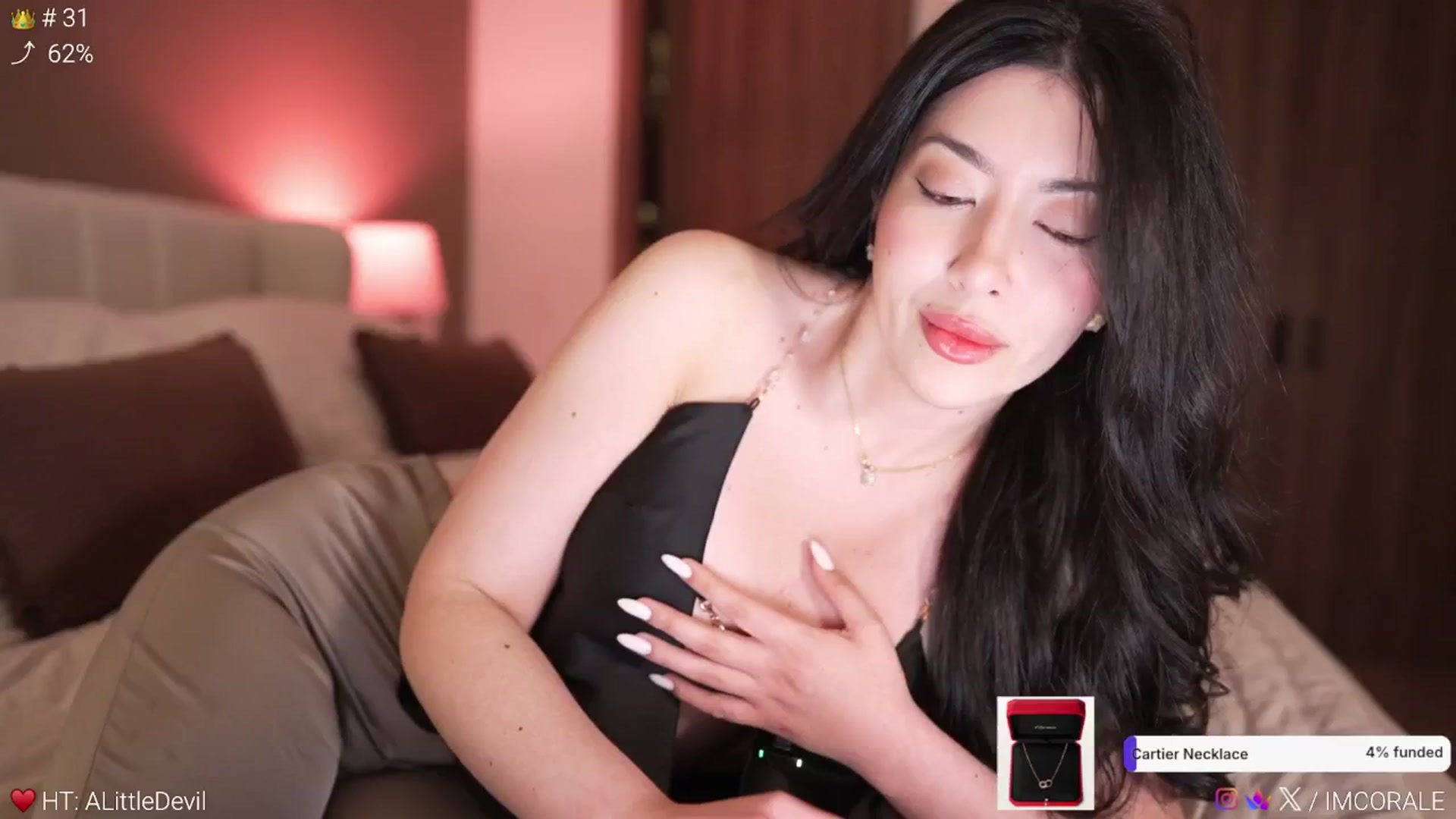 Gallery image thumbnail from Caroline_'s myfreecams stream on, 04/25/2026, 06:50 image 1 of 20