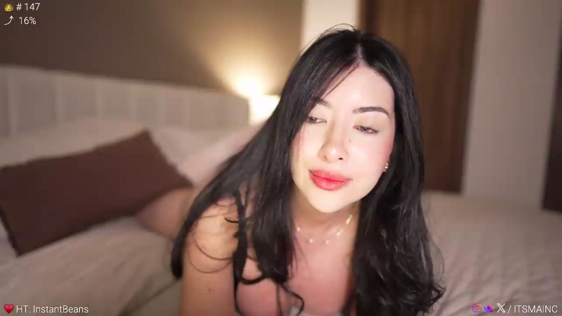 Gallery image thumbnail from Caroline_'s myfreecams stream on, 06/16/2026, 05:31 image 9 of 20