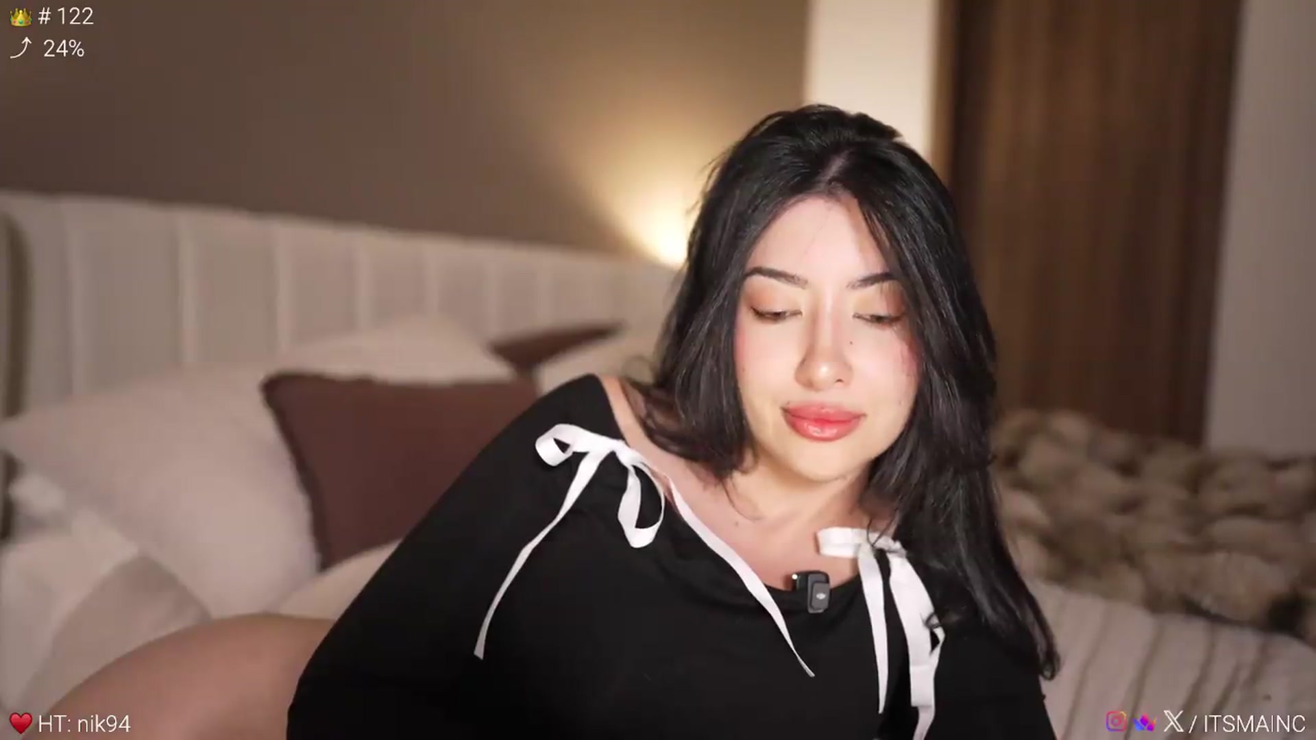 Gallery image thumbnail from Caroline_'s myfreecams stream on, 06/21/2026, 04:28 image 11 of 20