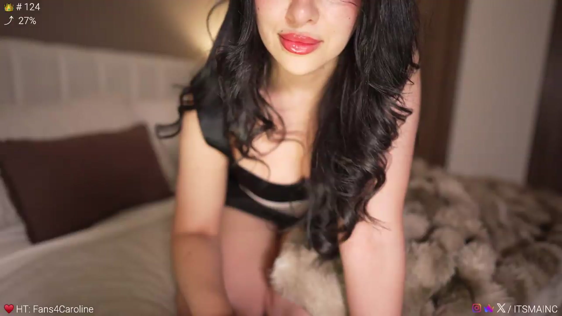 Gallery image thumbnail from Caroline_'s myfreecams stream on, 06/24/2026, 05:29 image 13 of 20