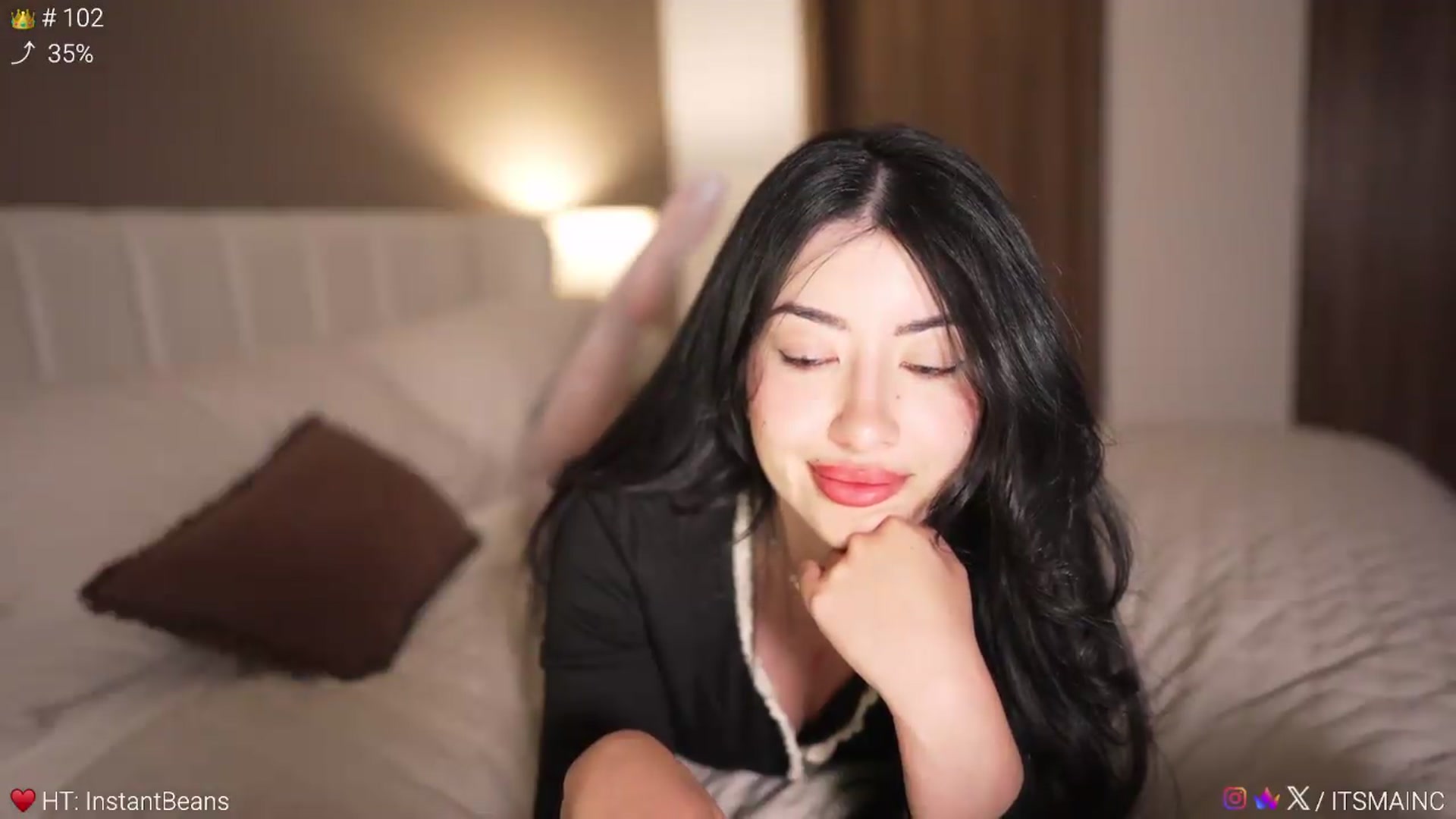Gallery image thumbnail from Caroline_'s myfreecams stream on, 06/27/2026, 06:37 image 9 of 20