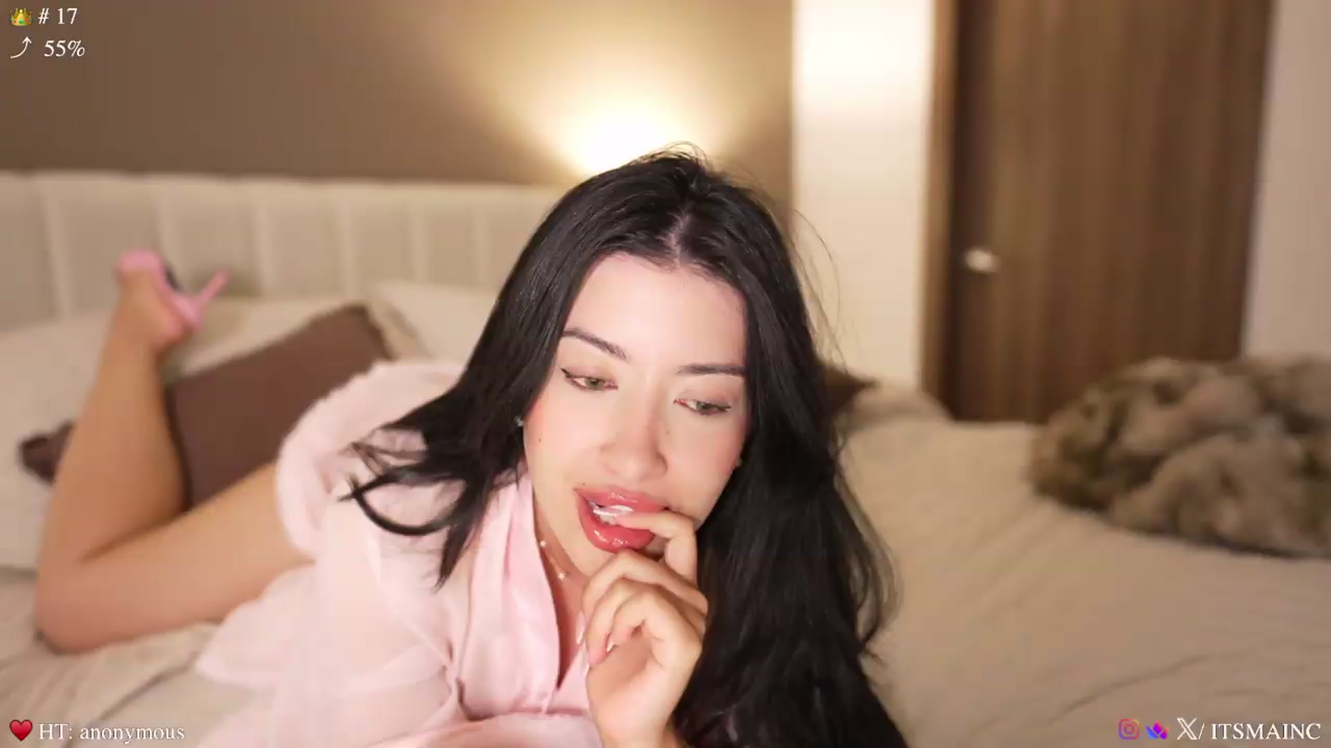 Gallery image thumbnail from Caroline_'s myfreecams stream on, 08/17/2026, 05:15 image 7 of 20