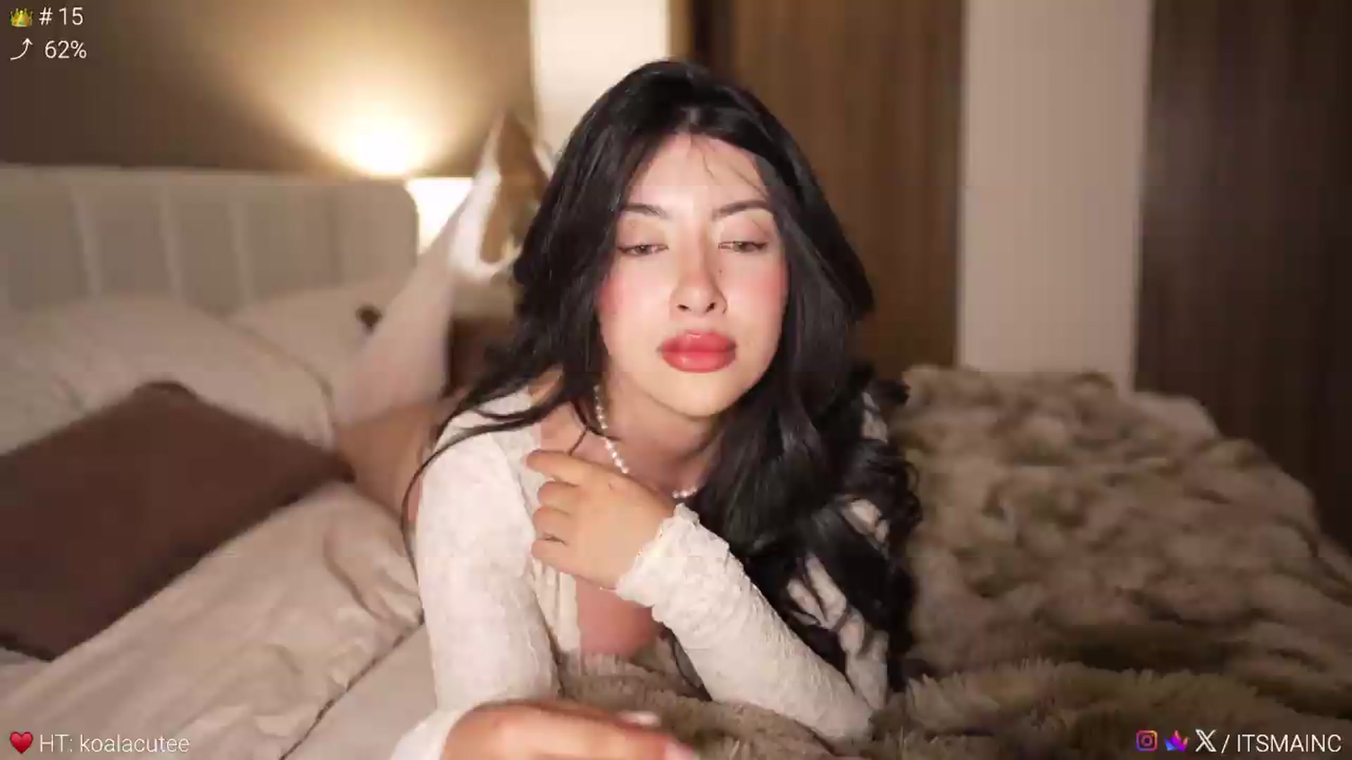 Gallery image thumbnail from Caroline_'s myfreecams stream on, 08/18/2026, 05:09 image 6 of 20