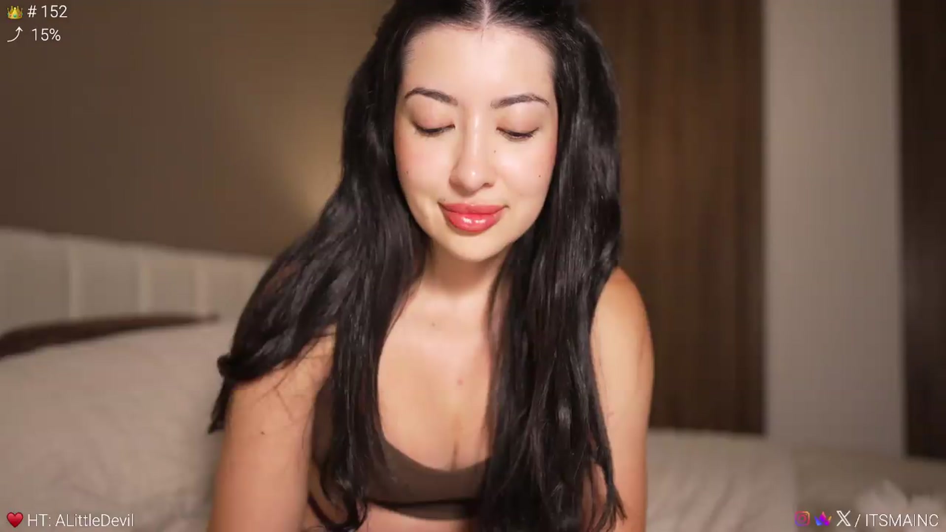 Gallery image thumbnail from Caroline_'s myfreecams stream on, 09/18/2026, 07:40 image 14 of 20