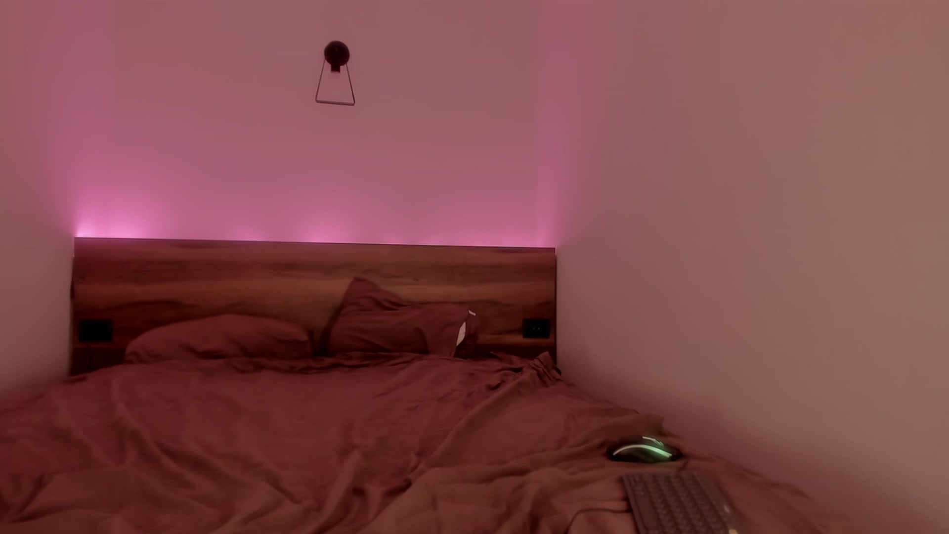 Gallery image thumbnail from Caroline_Bell's myfreecams stream on, 09/27/2023, 16:28 image 3 of 20