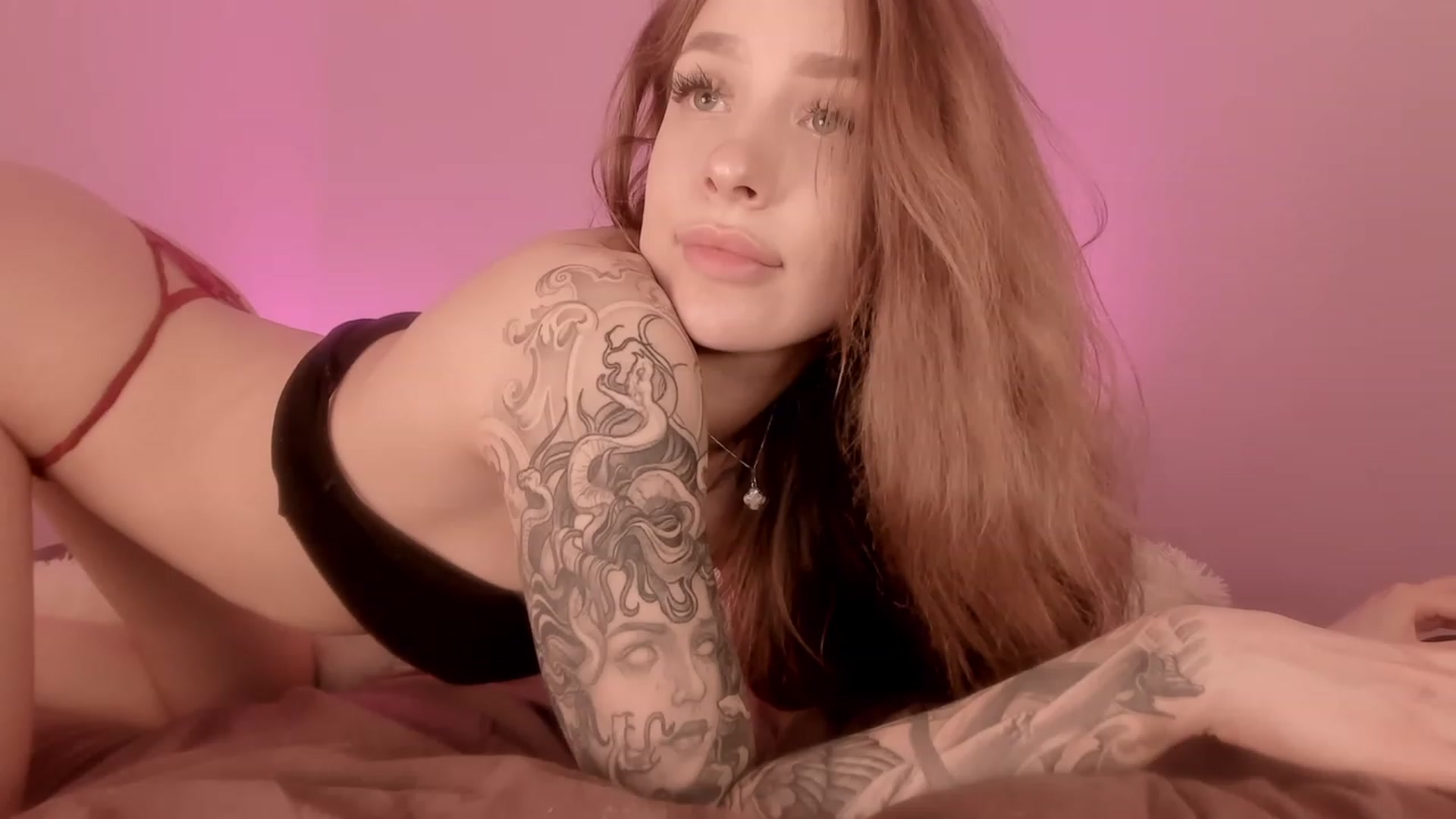 Gallery image thumbnail from Caroline_Bell's myfreecams stream on, 09/30/2023, 15:58 image 16 of 20