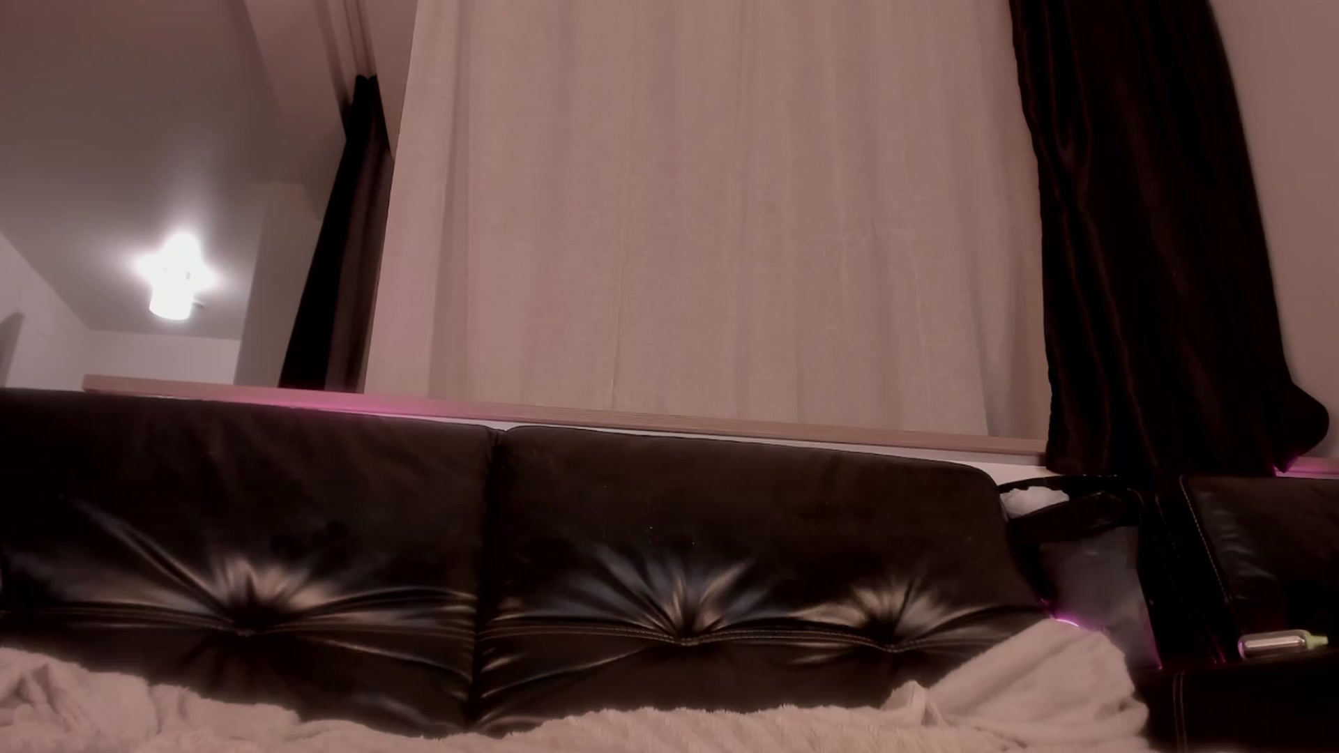 Gallery image thumbnail from Caroline_Bell's myfreecams stream on, 04/15/2024, 13:46 image 17 of 20