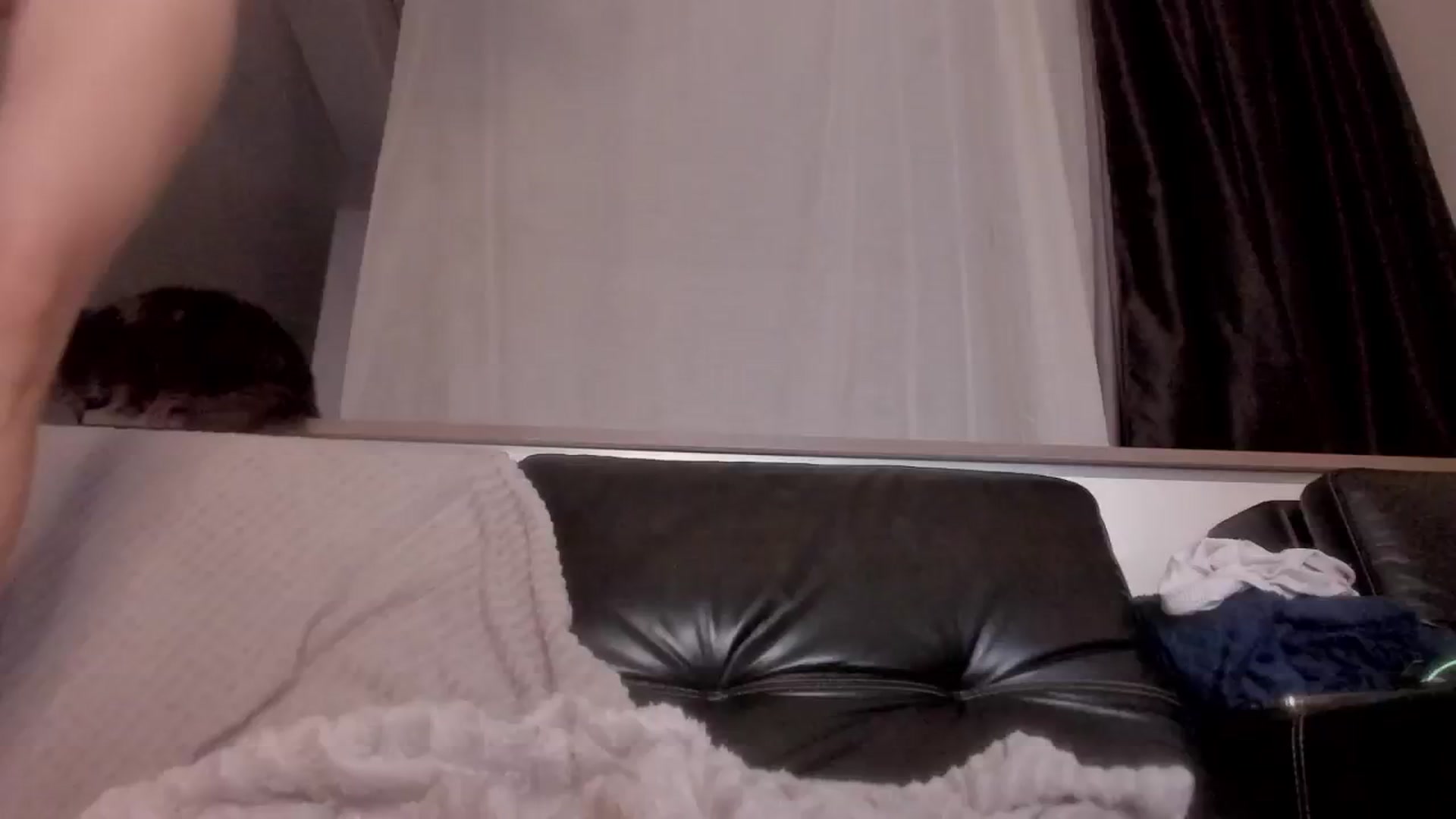 Gallery image thumbnail from Caroline_Bell's myfreecams stream on, 08/23/2024, 14:18 image 18 of 20