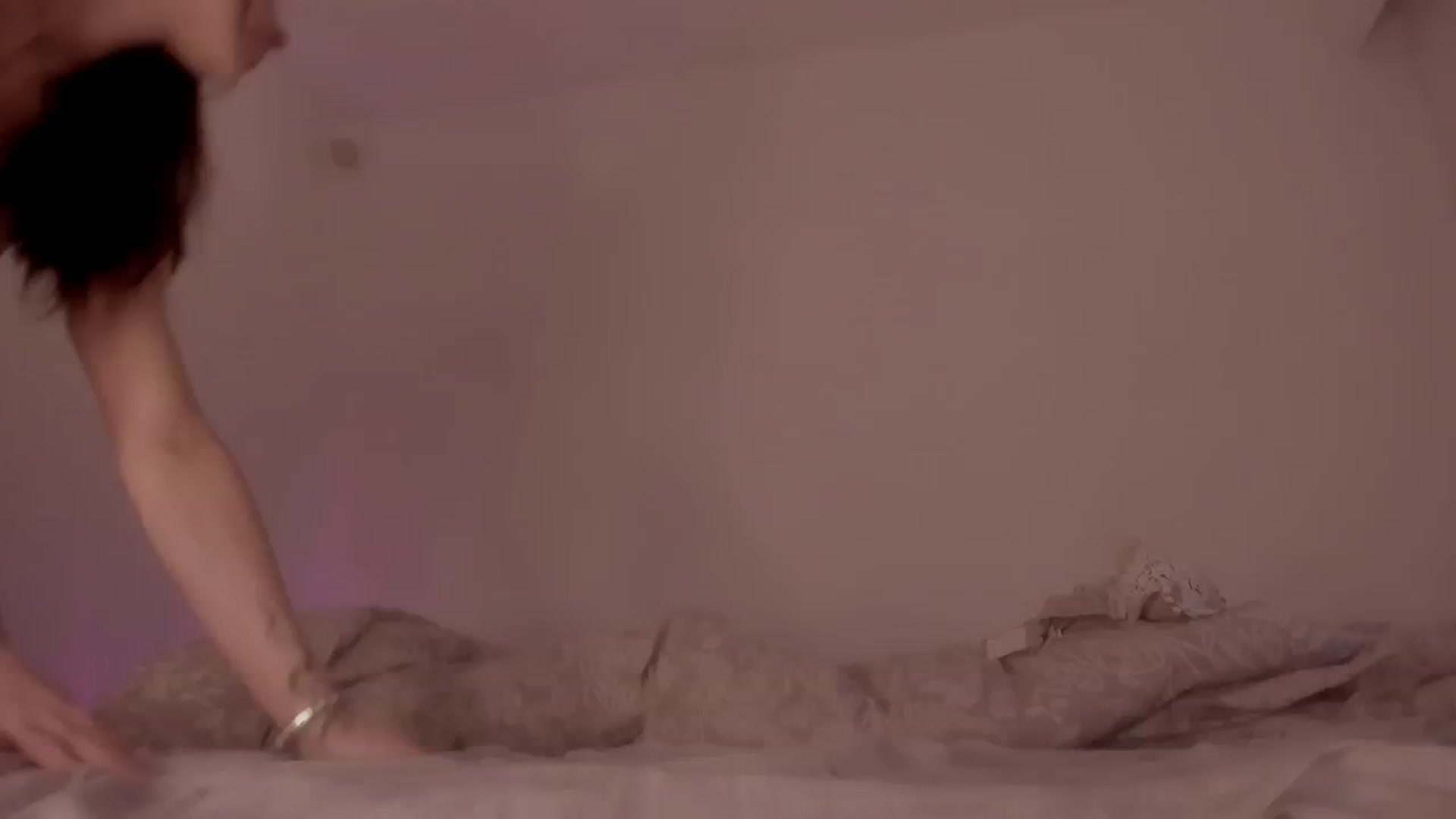 Gallery image thumbnail from Caroline_Bell's myfreecams stream on, 02/10/2025, 13:57 image 10 of 20