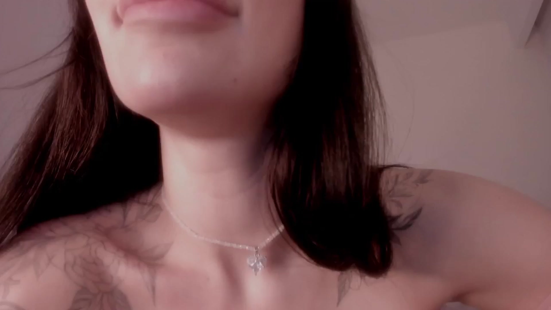 Gallery image thumbnail from Caroline_Bell's myfreecams stream on, 03/11/2025, 14:03 image 18 of 20