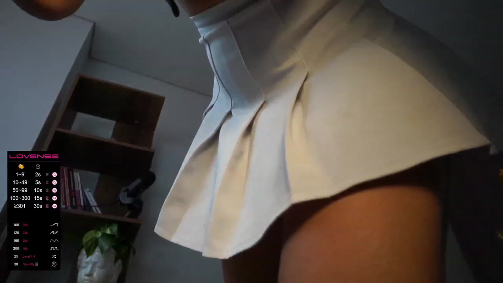 Gallery image thumbnail from Caroline_Ross's myfreecams stream on, 11/24/2022, 17:12 image 11 of 20