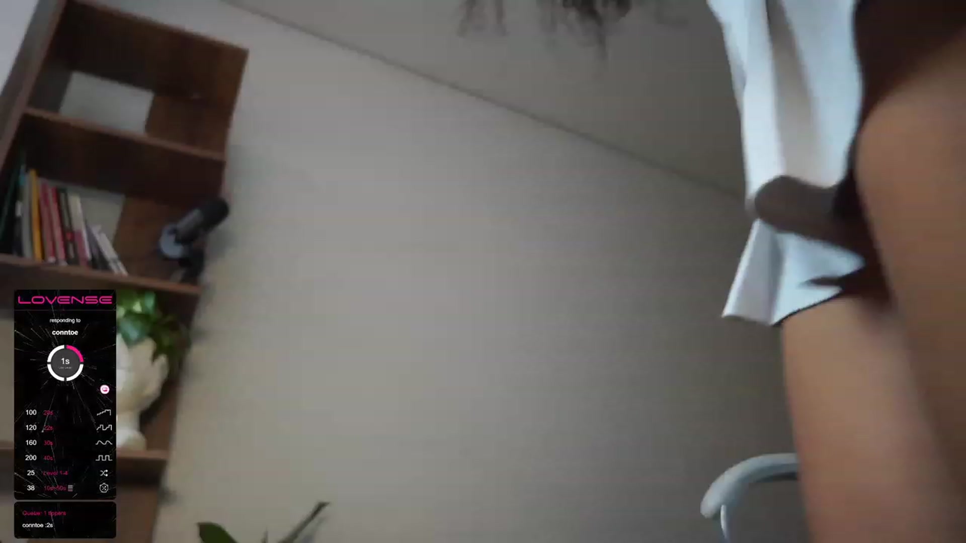 Gallery image thumbnail from Caroline_Ross's myfreecams stream on, 11/24/2022, 17:12 image 7 of 20