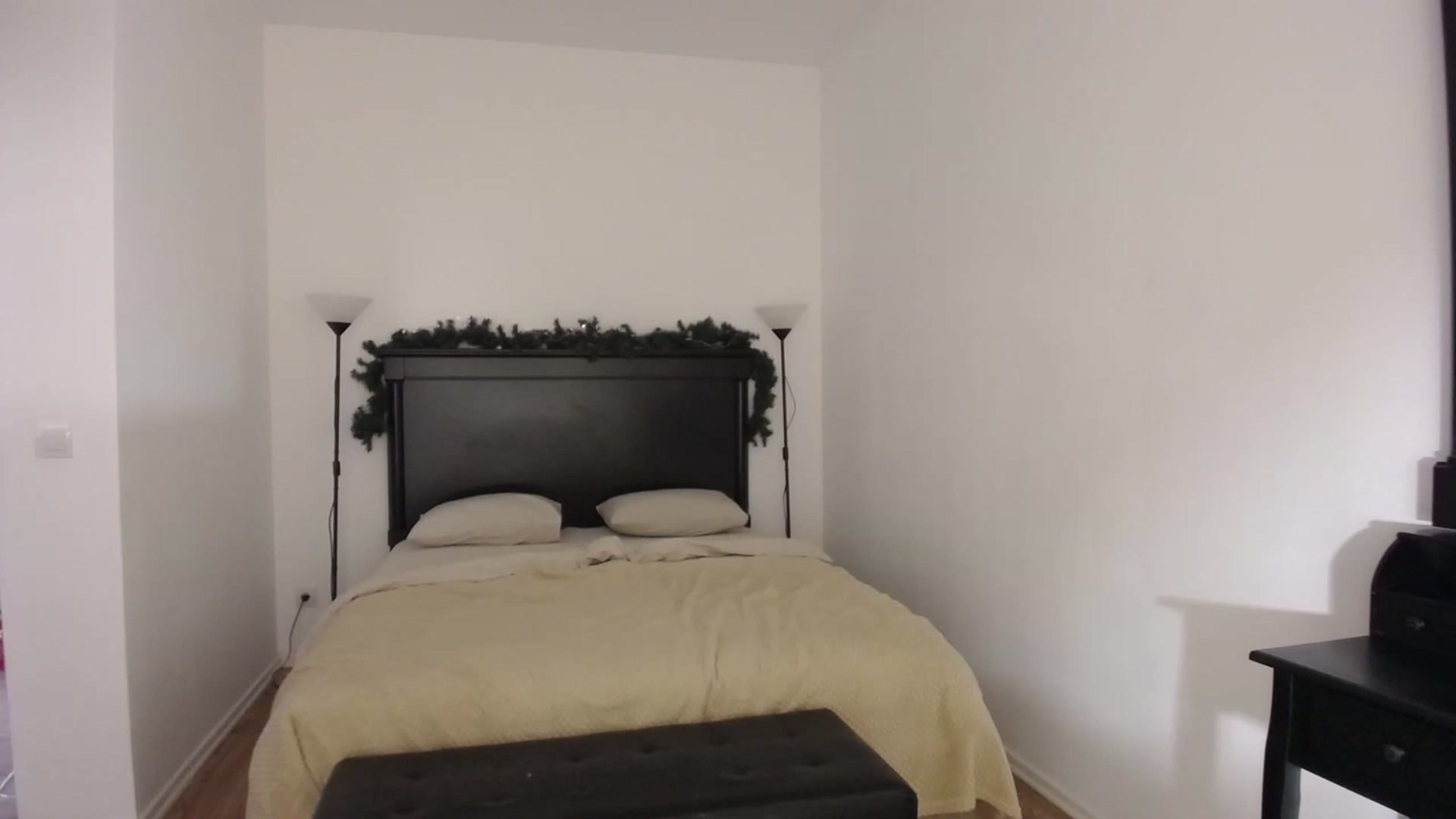 Gallery image thumbnail from Carollyne_'s myfreecams stream on, 12/10/2022, 08:44 image 12 of 20