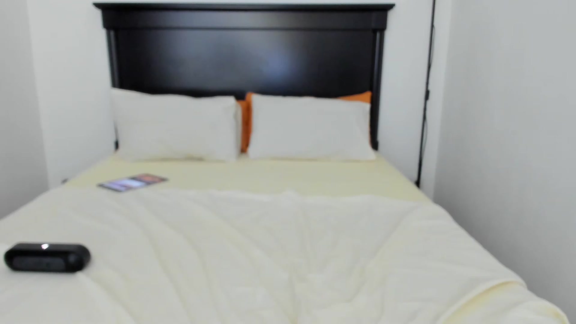 Gallery image thumbnail from Carollyne_'s myfreecams stream on, 03/27/2023, 16:56 image 18 of 20