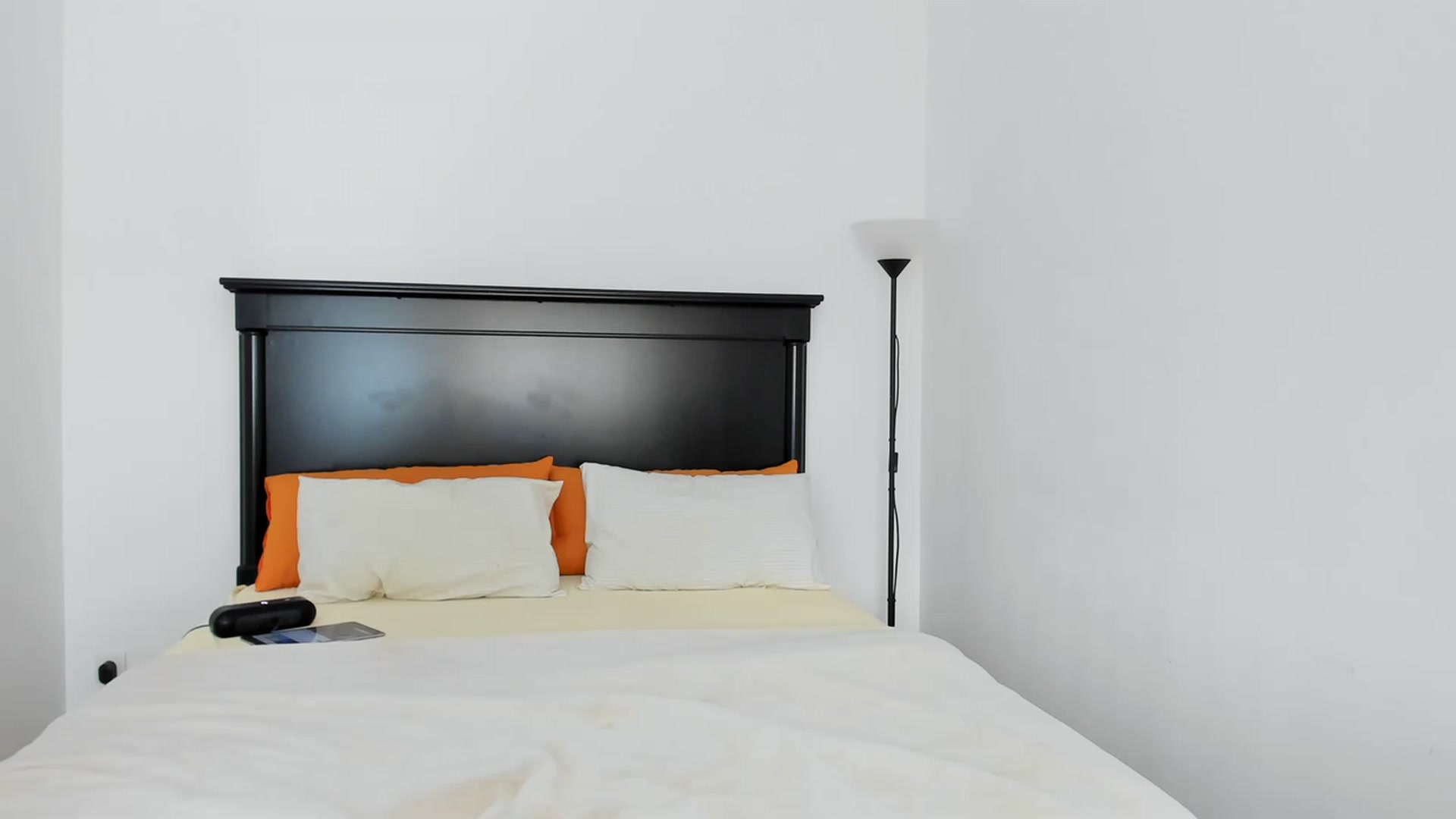 Gallery image thumbnail from Carollyne_'s myfreecams stream on, 04/05/2023, 14:01 image 17 of 20