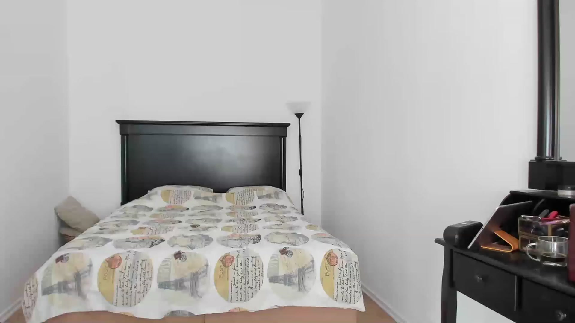 Gallery image thumbnail from Carollyne_'s myfreecams stream on, 05/22/2023, 13:41 image 10 of 20