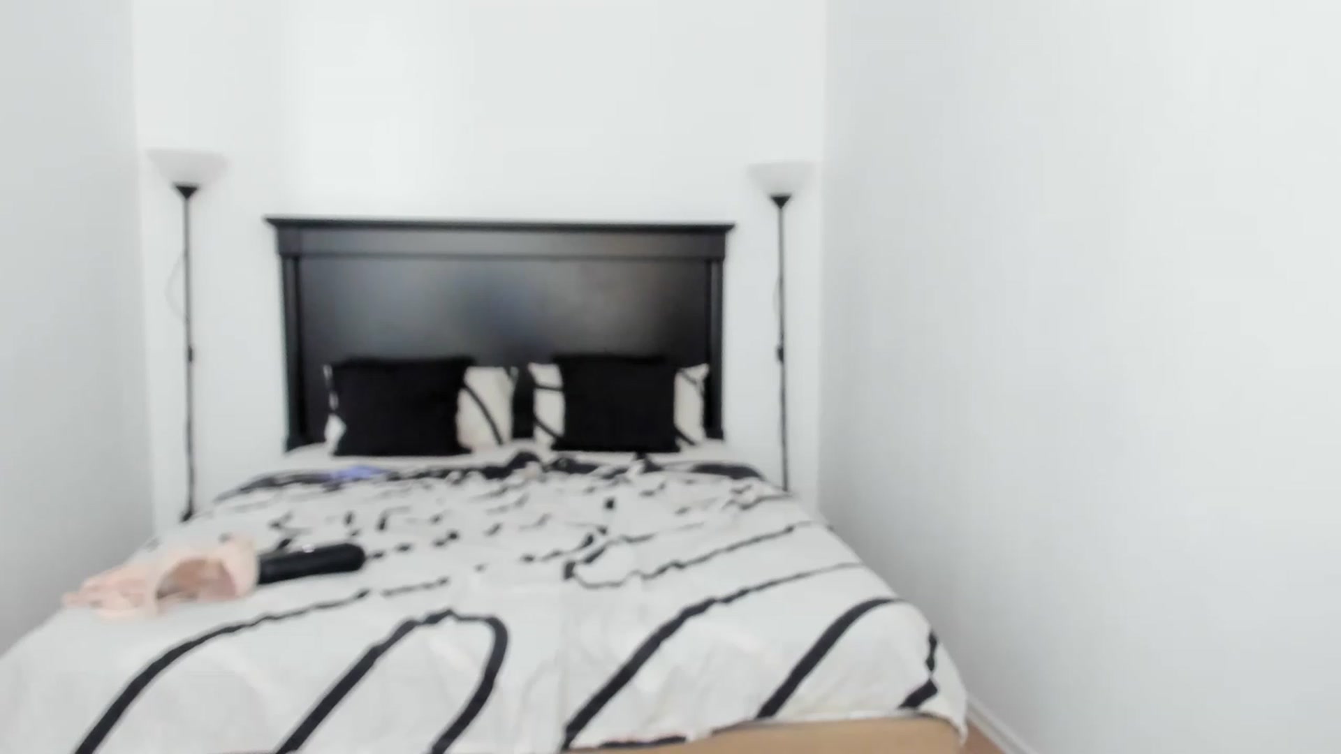 Gallery image thumbnail from Carollyne_'s myfreecams stream on, 07/14/2023, 13:34 image 10 of 20