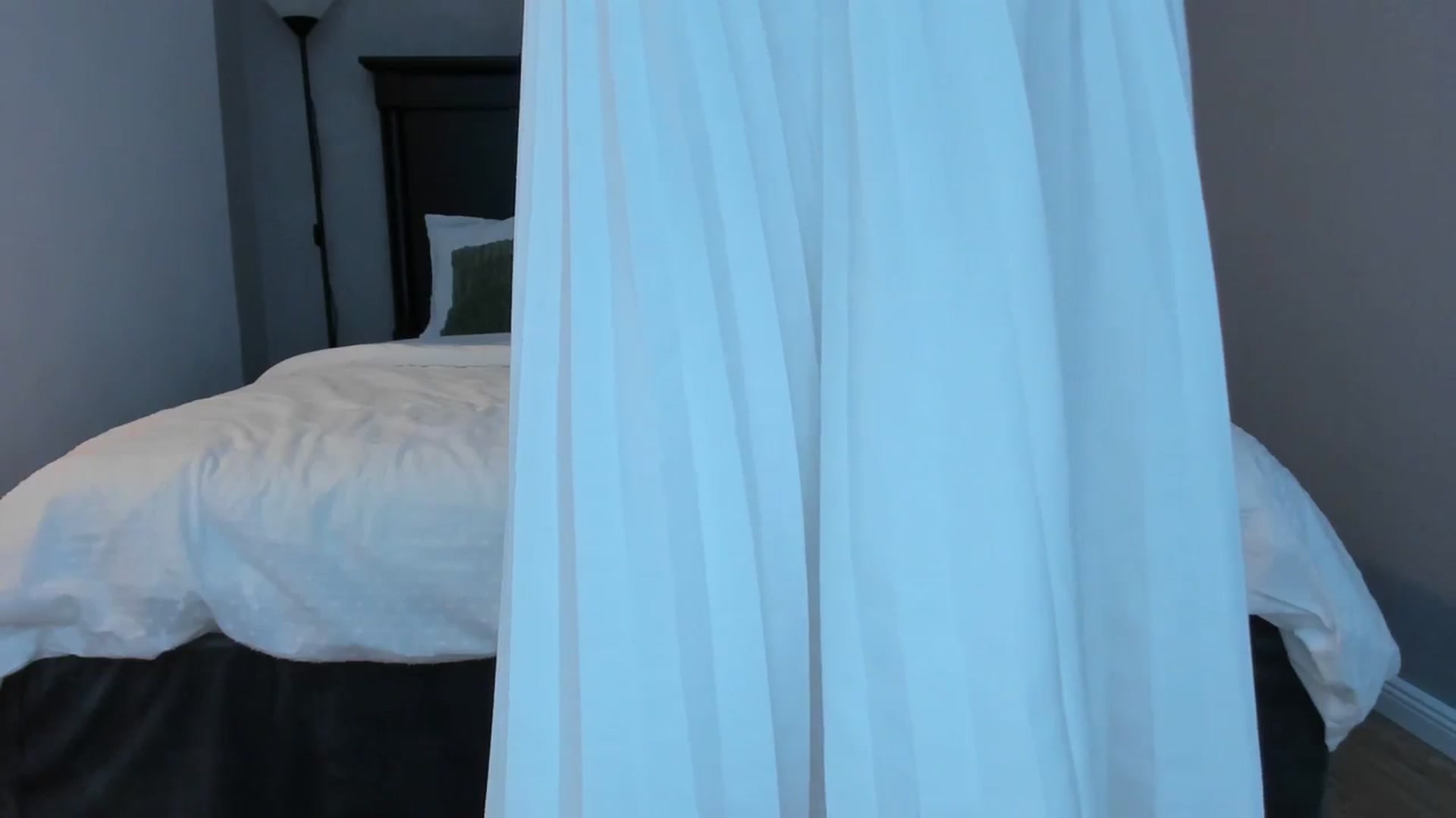 Gallery image thumbnail from Carollyne_'s myfreecams stream on, 10/31/2023, 17:55 image 13 of 20